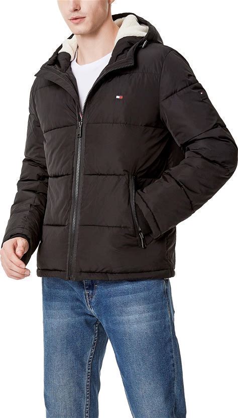 Tommy Hilfiger Men's Classic Hooded Puffer Jacket